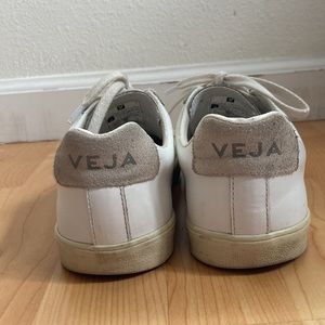 Veja Esplar White Sneakers